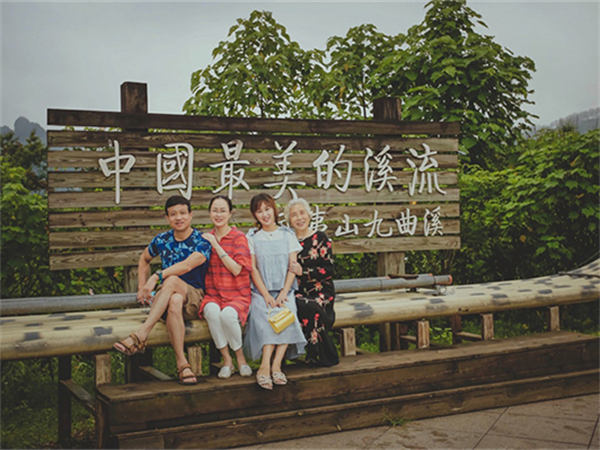 西安导游说大雁塔在哪里看的好啊？西安大雁塔看什么