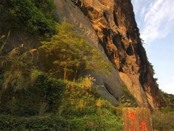 西安兵马俑本地导游多少钱(兵马俑导游一个月收入多少钱)
