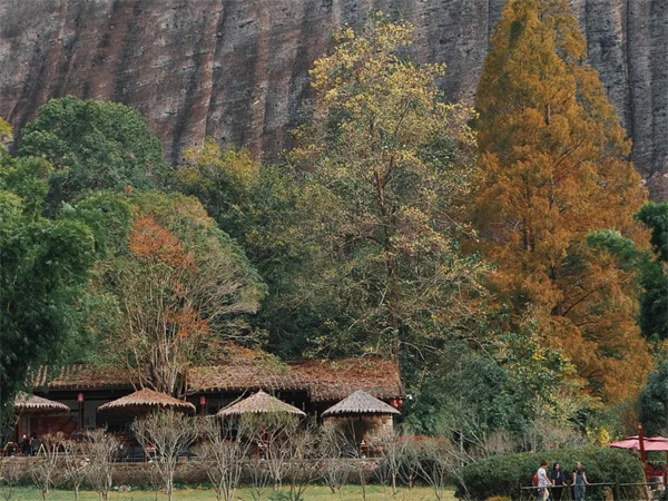 西安大唐芙蓉园，大雁塔及大唐芙蓉园导游词